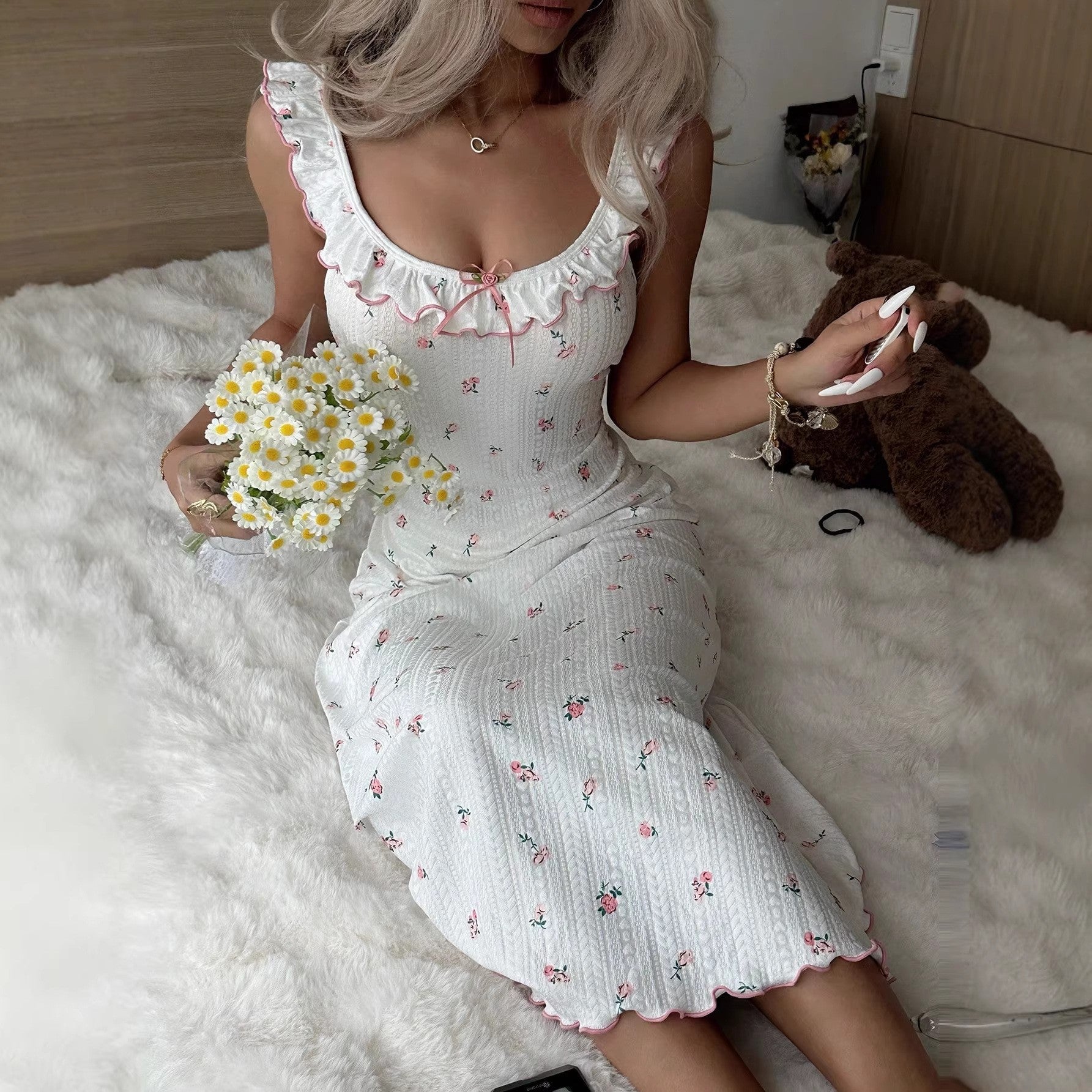 Small Floral Print Ribbed Fabric Ruffled-edged Strap Maxi-length Sleepwear