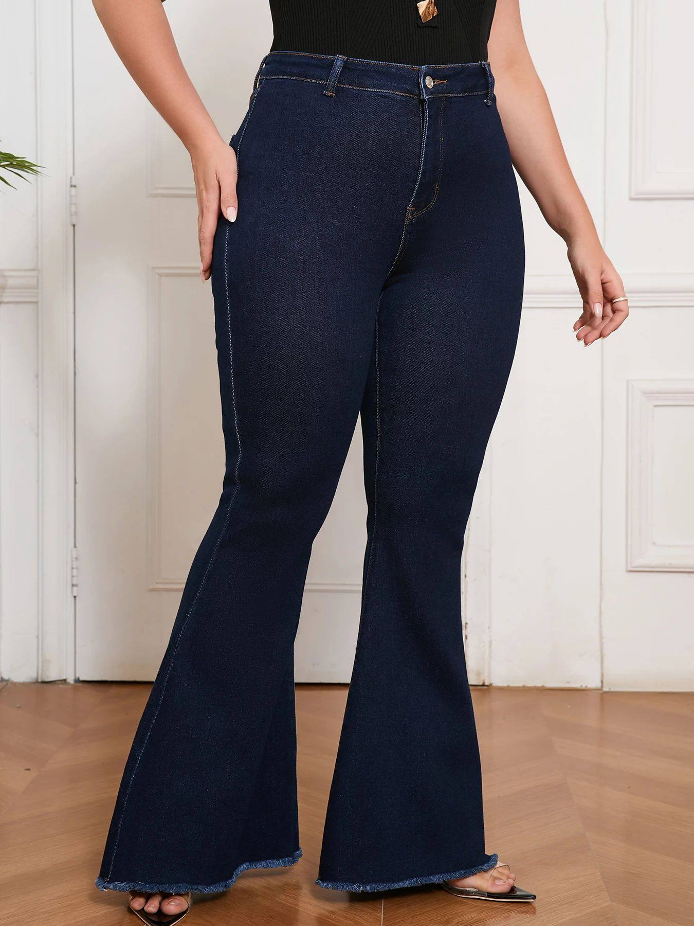 Curvy Fit High Waisted Flared Jeans For Women Plus Size Sret